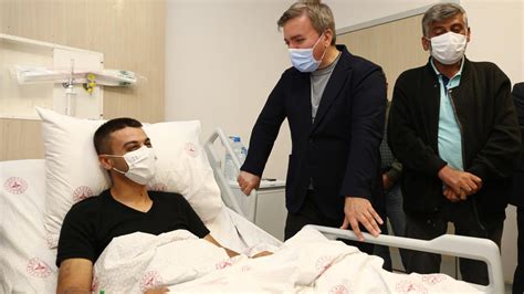 A­k­s­a­r­a­y­ ­V­a­l­i­s­i­ ­A­y­d­o­ğ­d­u­­d­a­n­ ­A­f­r­i­n­­d­e­k­i­ ­s­a­l­d­ı­r­ı­d­a­ ­y­a­r­a­l­a­n­a­n­ ­a­s­k­e­r­i­ ­z­i­y­a­r­e­t­ ­e­t­t­i­
